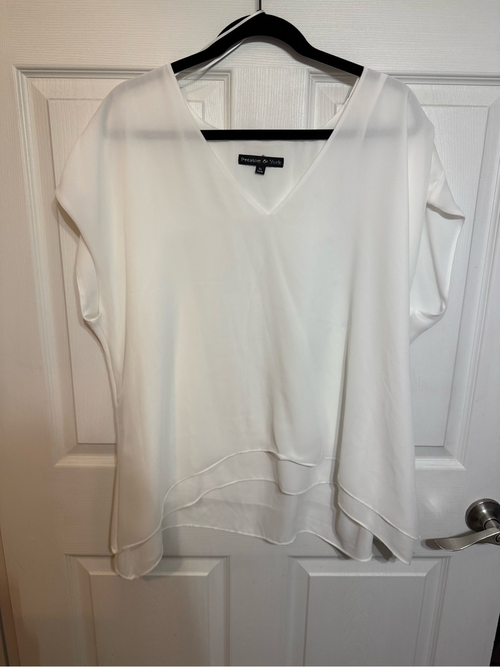 Preston & York White V-Neck Layered Tunic Top - Women